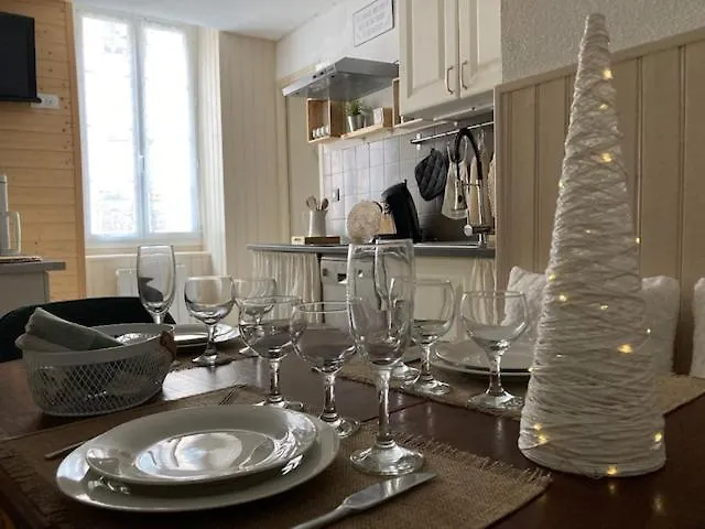 Le 38 Authentique & Chaleureux Апартаменты *