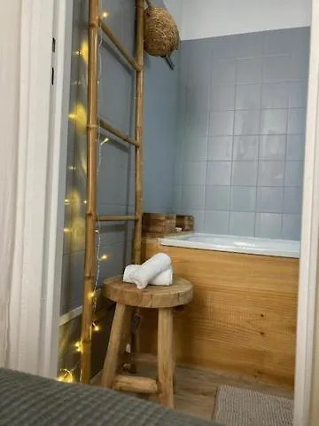 Апартаменты Le 38 Authentique & Chaleureux